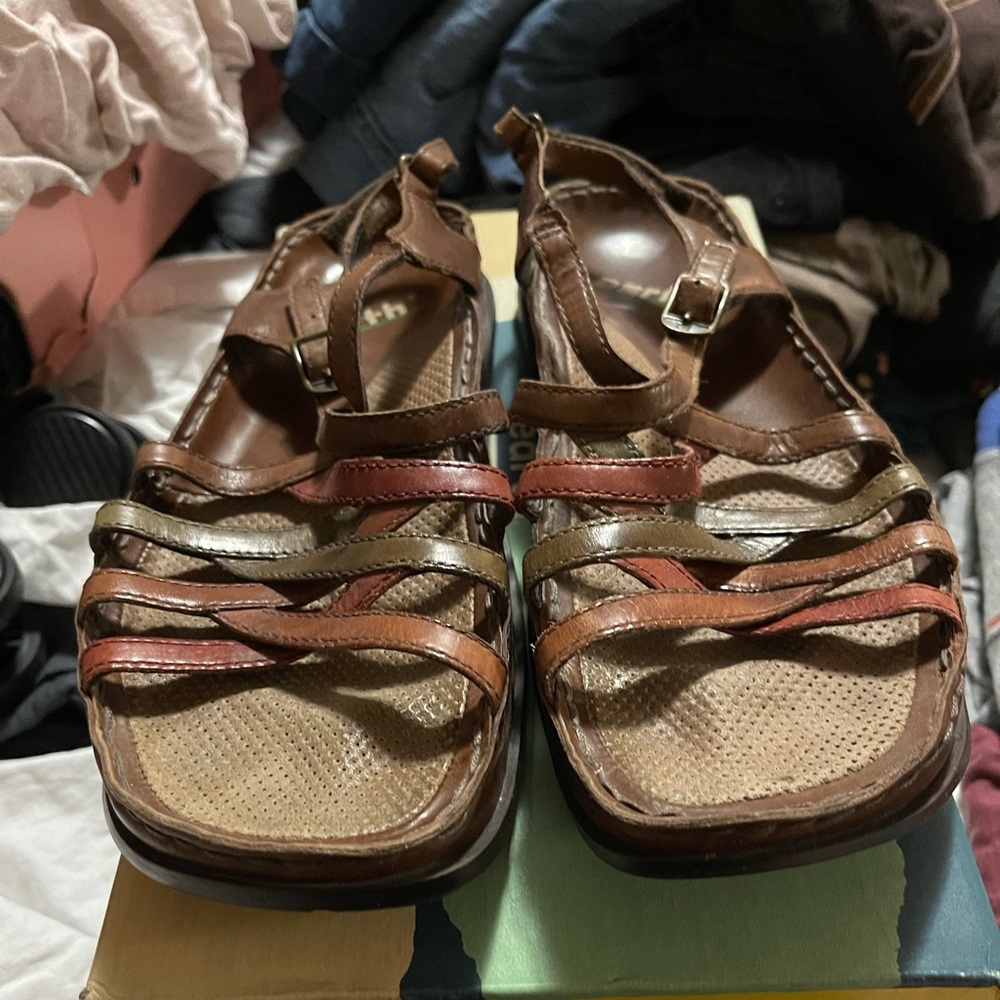 earth bay gladiator sandals
